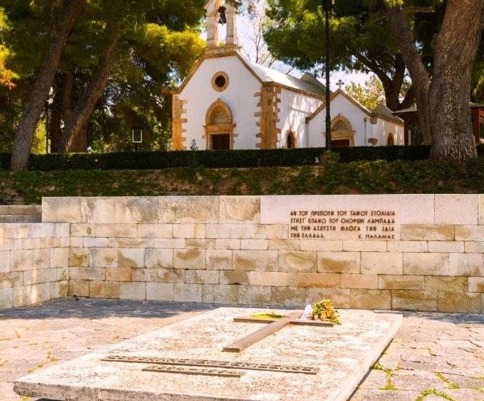 8tombs of venizelos